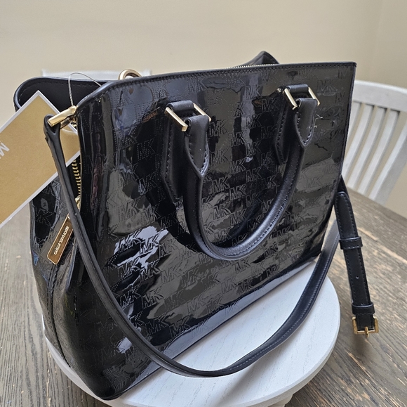 Michael Kors Camille Black MD satchel handbag New With Tags - Picture 3 of 13